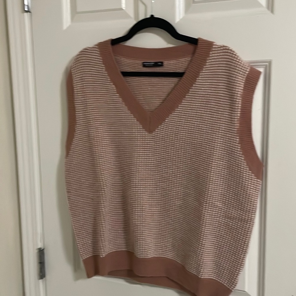 Sweater Vest